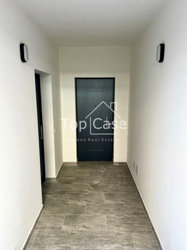 BILOCALE COMPLETAMENTE RISTRUTTURATO affori centro