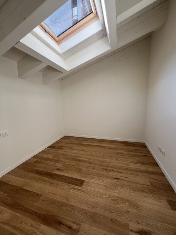 NUOVA COSTRUZIONE BILOCALE MANSARDATO